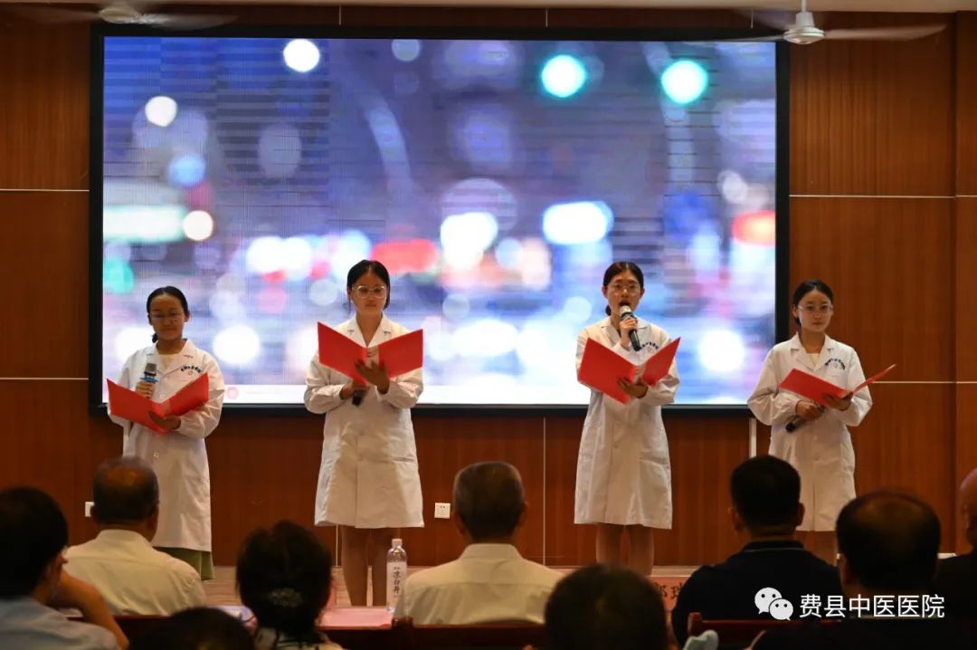 核酸實驗室---朗誦《勇當疫情下的“排雷兵”》.jpg 核酸實驗室---朗誦《勇當疫情下的“排雷兵”》.jpg